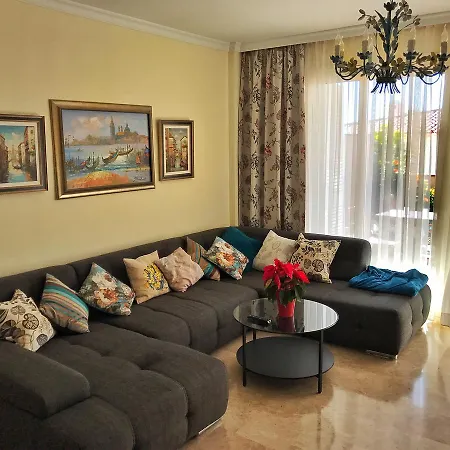 Ocean Terrace House Holiday home *
